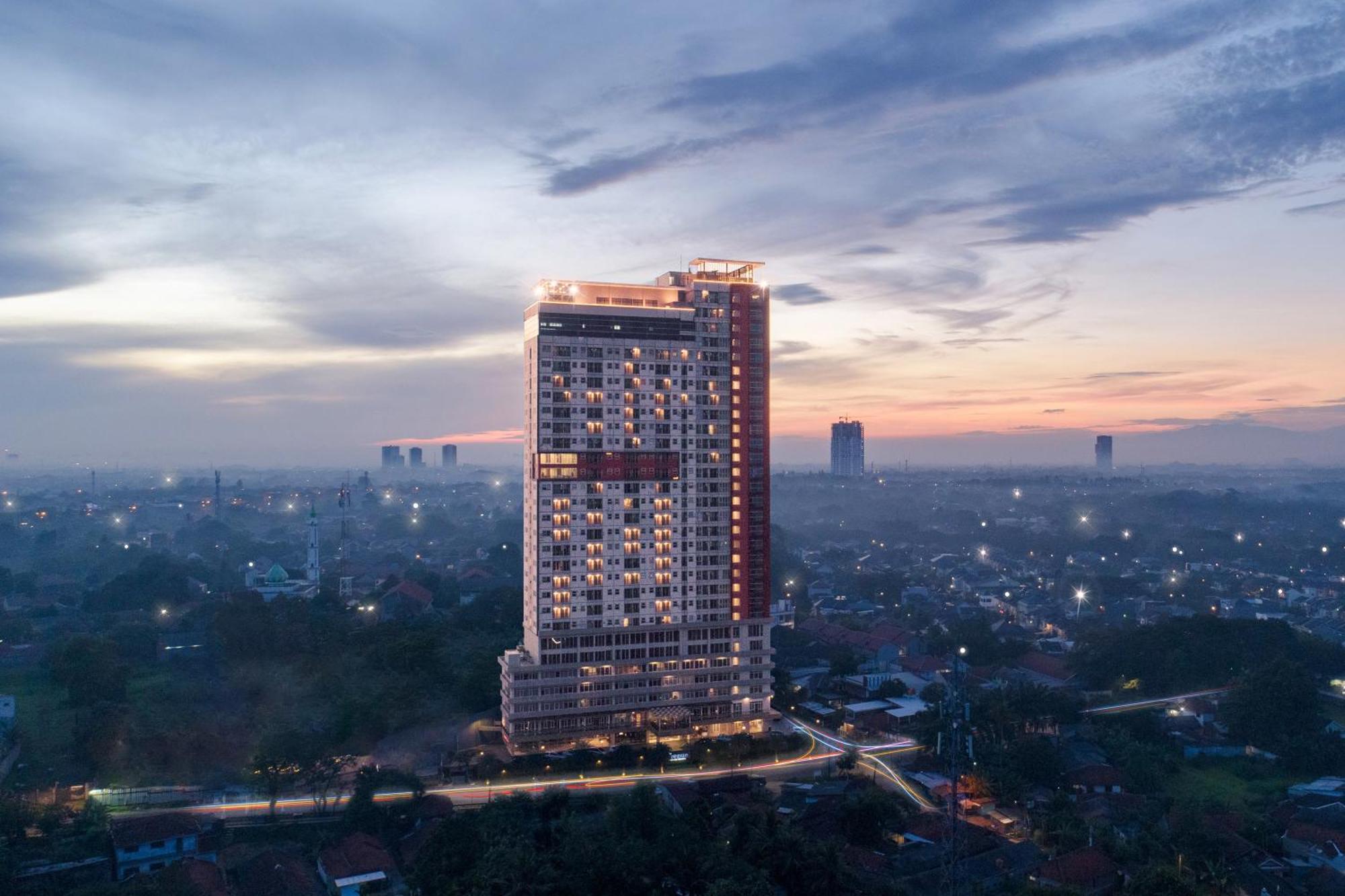 Ramada By Wyndham Serpong Exteriér fotografie