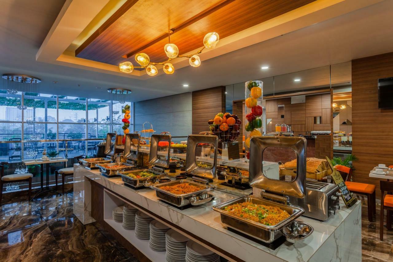 Ramada By Wyndham Serpong Exteriér fotografie