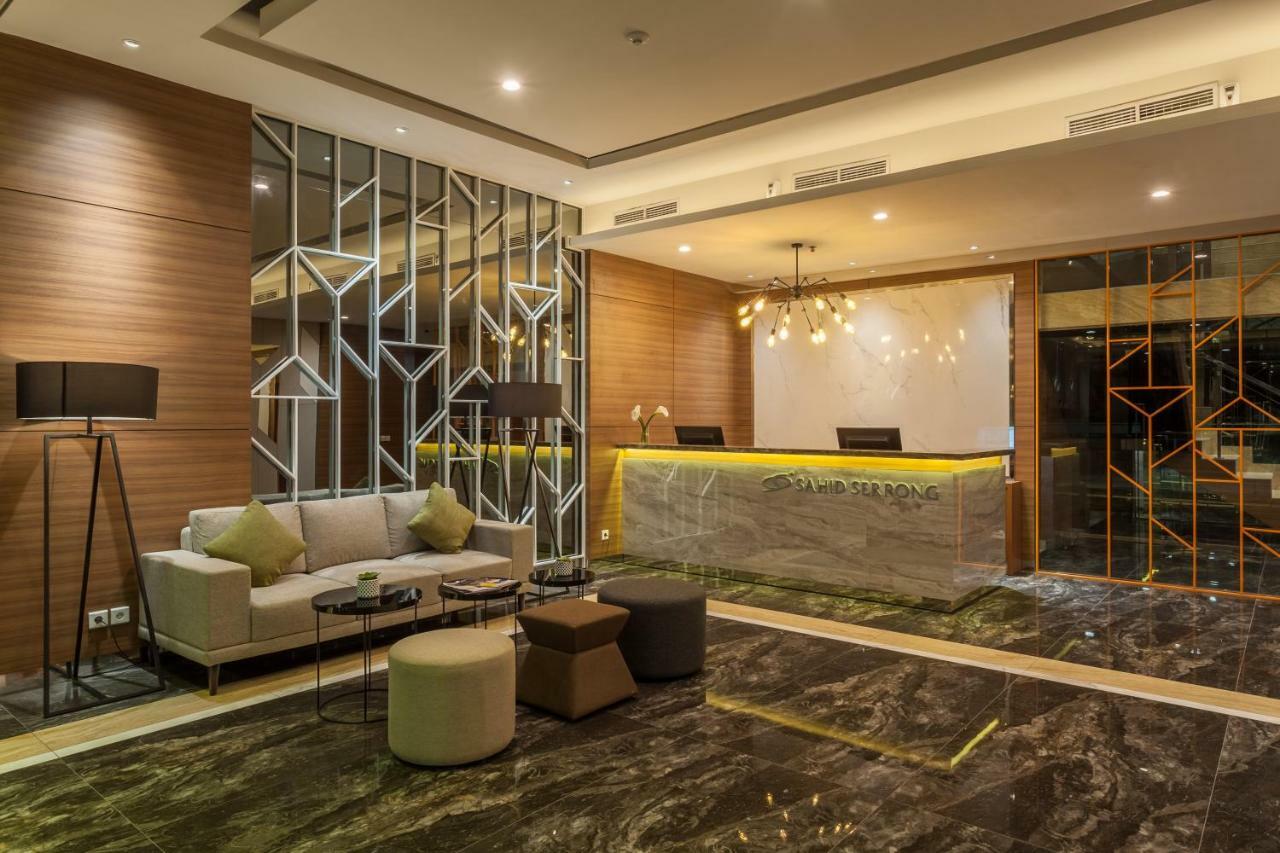 Ramada By Wyndham Serpong Exteriér fotografie