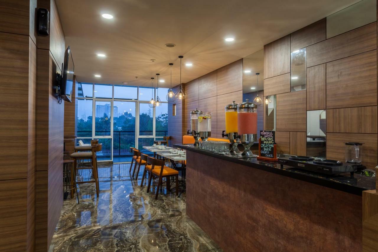 Ramada By Wyndham Serpong Exteriér fotografie